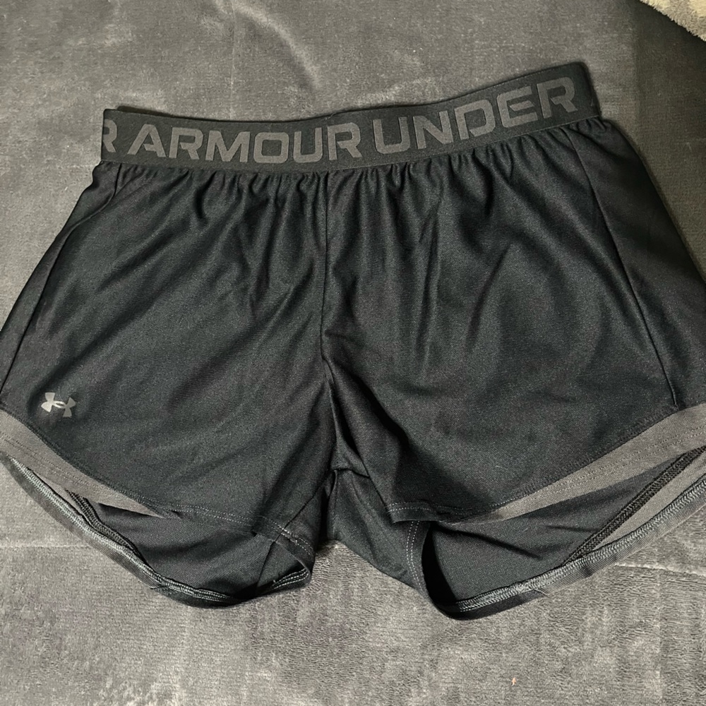 Under Amor athletic shorts